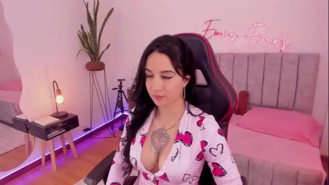 Thumbnail 1, emmyevans1's Stream at Chaturbate, 1 month ago