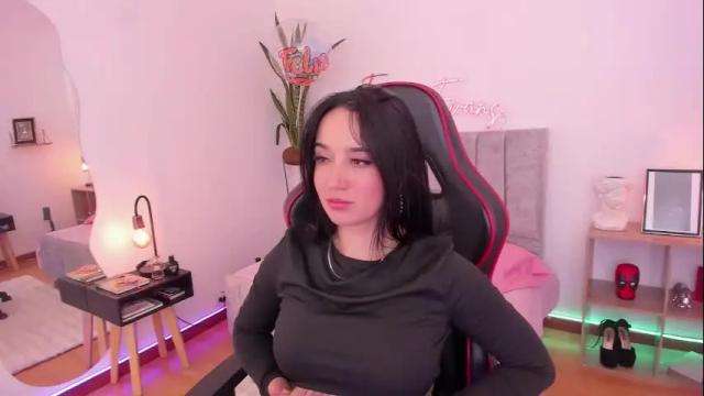 Image 7 of emmyevans1 Stream on Chaturbate on 1 month ago