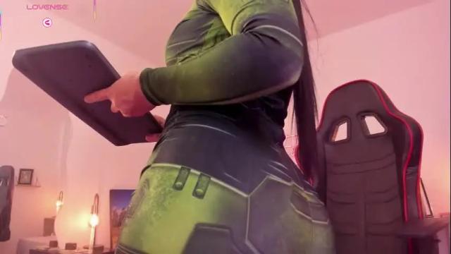 Image 7 of emmyevans1 Stream on Chaturbate on 17 days ago