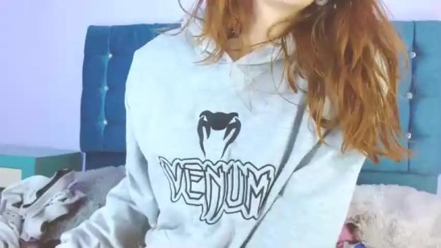 Image 11 of emmyfoxthx Stream on Chaturbate on 14 months ago