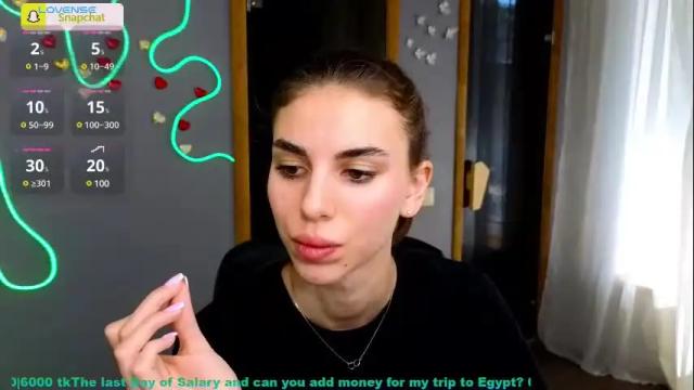 Image 10 of emmygreans Stream on Chaturbate on 23 days ago
