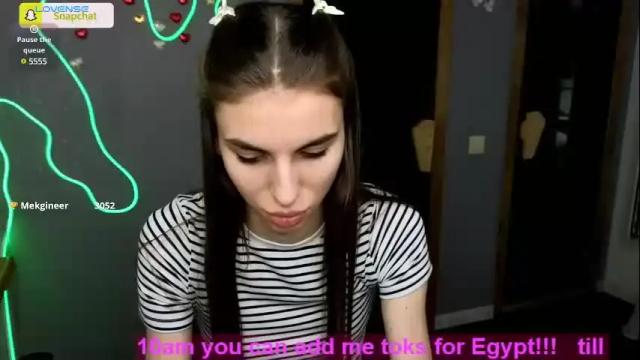 Image 3 of emmygreans Stream on Chaturbate on 22 days ago