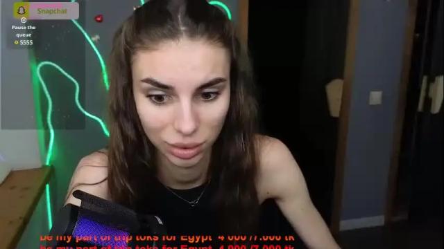 Image 8 of emmygreans Stream on Chaturbate on 14 days ago