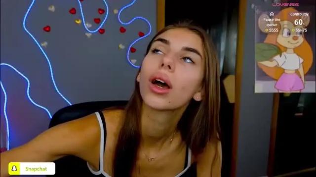 Image 6 of emmygreans Stream on Chaturbate on 2 months ago
