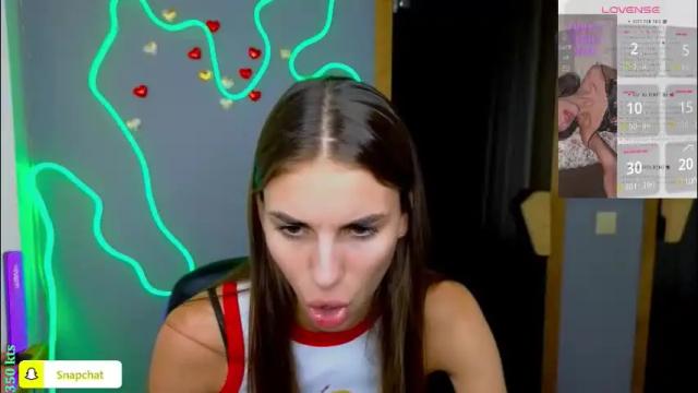 Image 10 of emmygreans Stream on Chaturbate on 2 months ago
