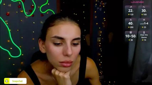 Image 6 of emmygreans Stream on Chaturbate on 2 months ago