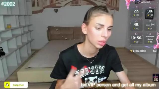 Image 7 of emmygreans Stream on Chaturbate on 2 months ago