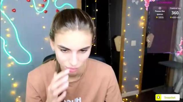 Image 11 of emmygreans Stream on Chaturbate on 1 month ago