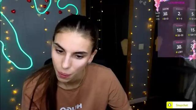 Image 2 of emmygreans Stream on Chaturbate on 1 month ago