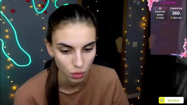 Image 4 of emmygreans Stream on Chaturbate on 1 month ago