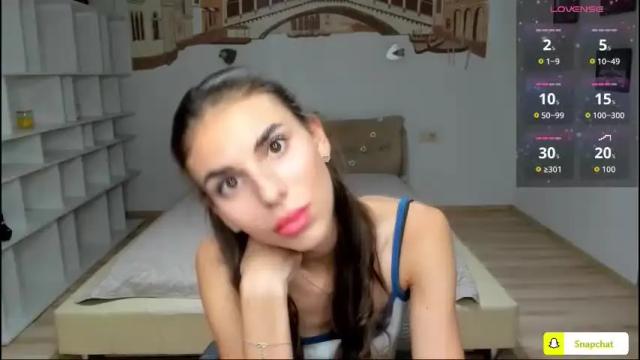 Image 12 of emmygreans Stream on Chaturbate on 1 month ago