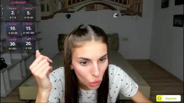 Image 3 of emmygreans Stream on Chaturbate on 1 month ago