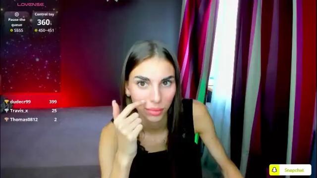 Image 8 of emmygreans Stream on Chaturbate on 1 month ago