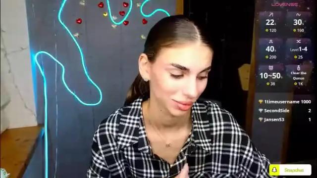 Image 12 of emmygreans Stream on Chaturbate on 29 days ago