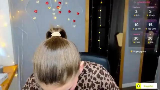 Image 2 of emmygreans Stream on Chaturbate on 25 days ago