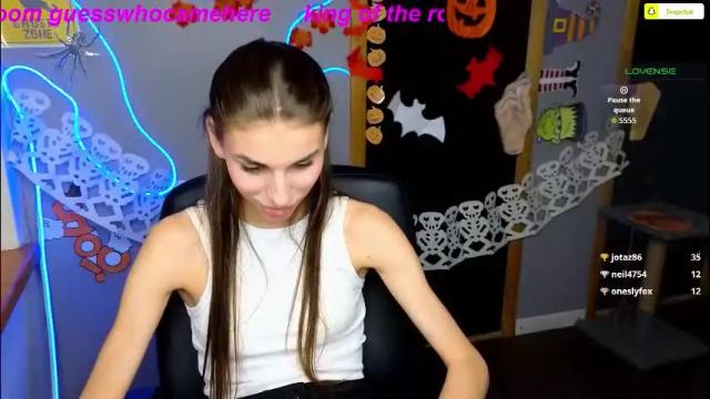 Image 6 of emmygreans Stream on Chaturbate on 1 day ago