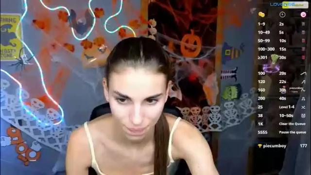 Image 3 of emmygreans Stream on Chaturbate on 1 month ago