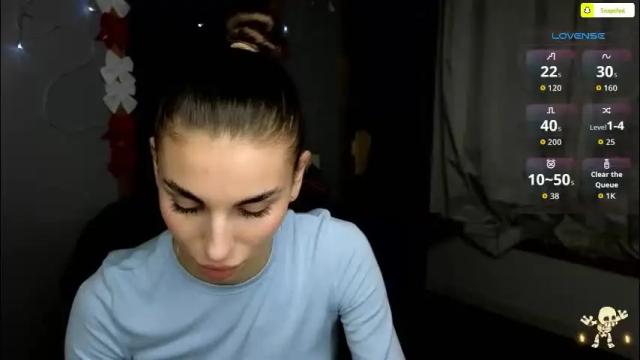 Image 8 of emmygreans Stream on Chaturbate on 1 month ago