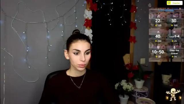 Image 4 of emmygreans Stream on Chaturbate on 1 month ago