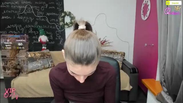 Image 6 of emmygreans Stream on Chaturbate on 27 days ago