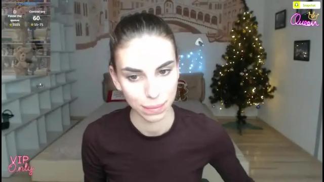 Image 2 of emmygreans Stream on Chaturbate on 25 days ago