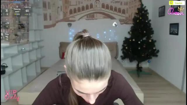 Image 4 of emmygreans Stream on Chaturbate on 25 days ago