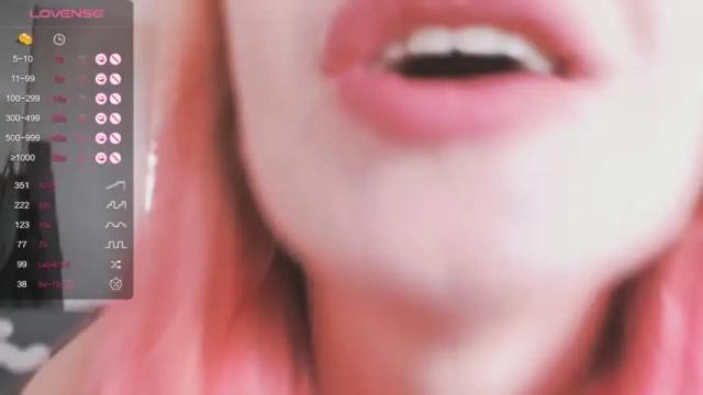 Image 7 of emmylies Stream on Chaturbate on 14 months ago