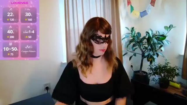 Image 2 of emmysissy Stream on Chaturbate on 1 month ago