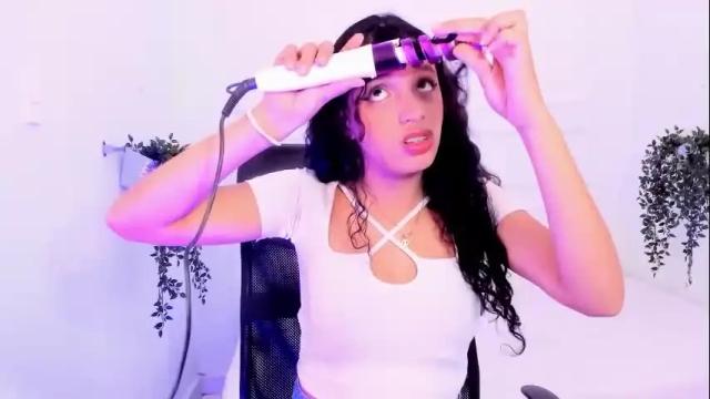 Image 2 of emmysmith1 Stream on Chaturbate on 1 month ago