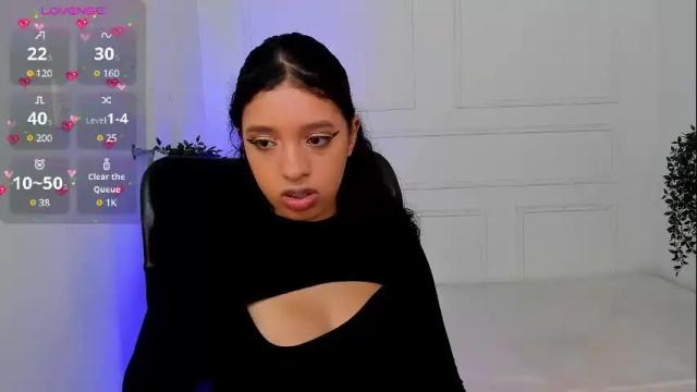 Image 4 of emmysmith1 Stream on Chaturbate on 1 month ago