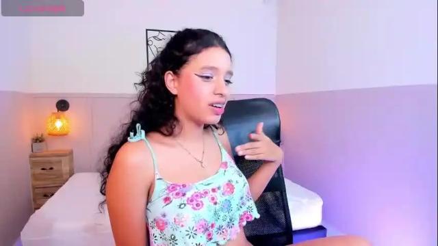Image 11 of emmysmith1 Stream on Chaturbate on 1 month ago