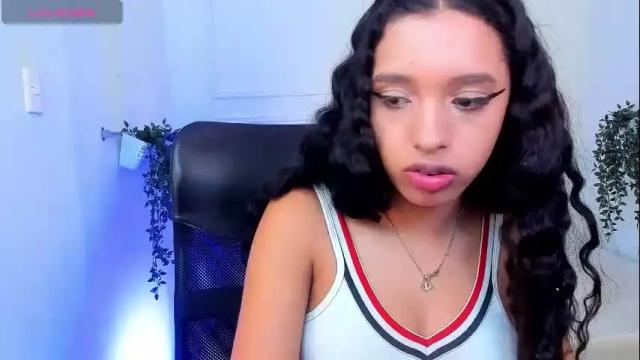Image 6 of emmysmith1 Stream on Chaturbate on 1 month ago