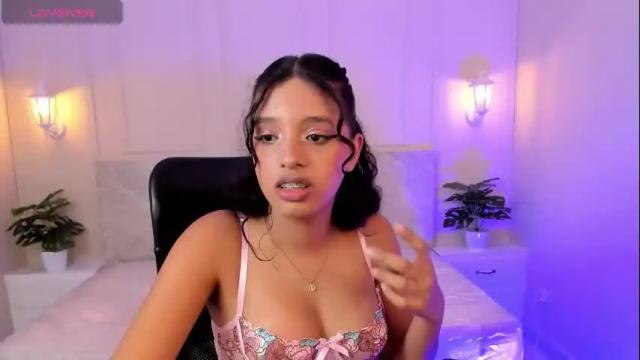 Image 10 of emmysmith1 Stream on Chaturbate on 7 months ago