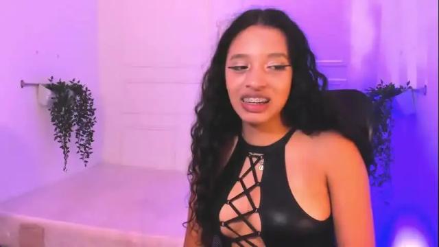 Image 8 of emmysmith1 Stream on Chaturbate on 15 days ago