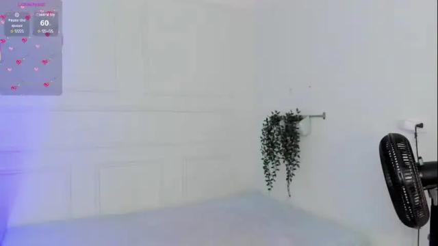 Image 12 of emmysmith1 Stream on Chaturbate on 6 months ago