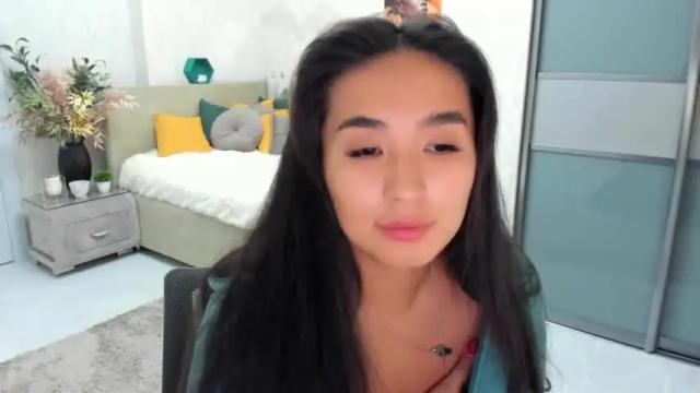 Image 3 of emotionalstorm Stream on Chaturbate on 24 months ago