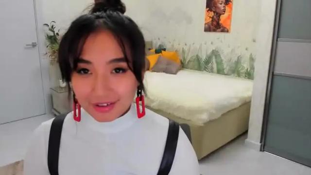 Image 11 of emotionalstorm Stream on Chaturbate on 24 months ago