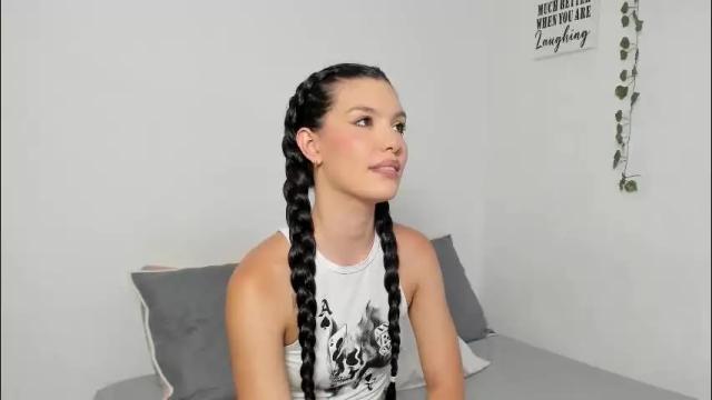 Image 3 of emperatriiiz Stream on Chaturbate on 2 months ago