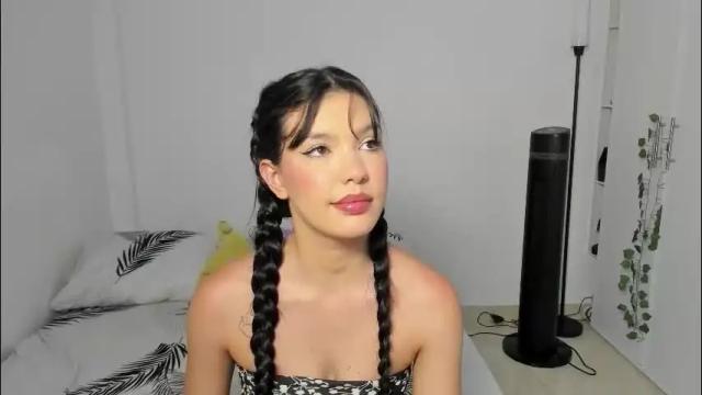 Image 2 of emperatriiiz Stream on Chaturbate on 2 months ago