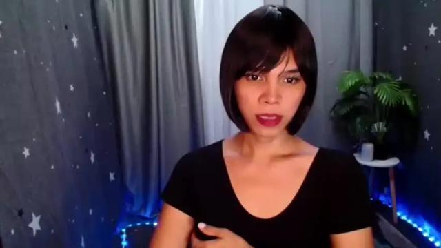Image 12 of empress_claudiaxx Stream on Chaturbate on 15 months ago