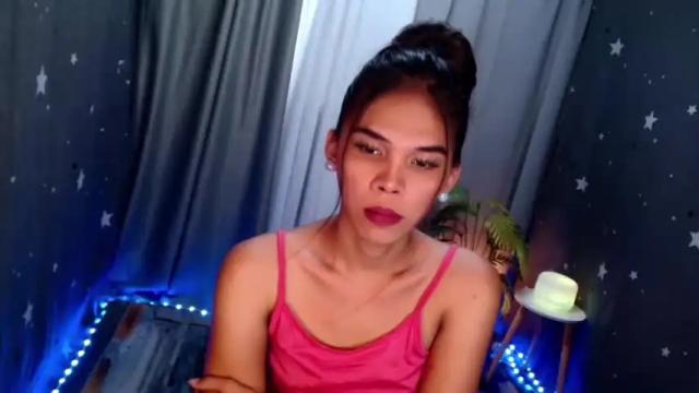 Image 2 of empress_claudiaxx Stream on Chaturbate on 18 months ago