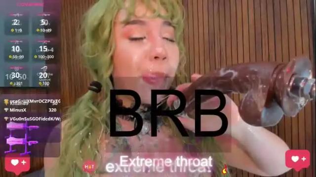 Image 4 of emy_evie Stream on Chaturbate on 1 month ago
