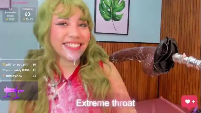 Image 4 of emy_evie Stream on Chaturbate on 1 month ago