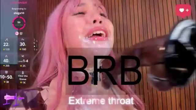 Image 4 of emy_evie Stream on Chaturbate on 21 days ago