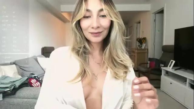 Image 6 of emyconneer Stream on Chaturbate on 4 months ago