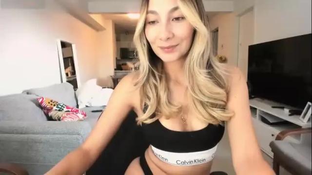 Image 7 of emyconneer Stream on Chaturbate on 3 months ago