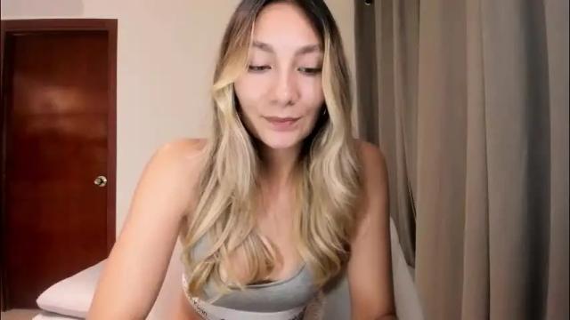 Image 12 of emyconneer Stream on Chaturbate on 3 months ago