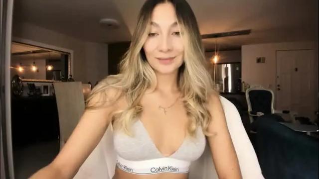 Thumbnail 1, emyconneer's Stream at Chaturbate, 1 month ago