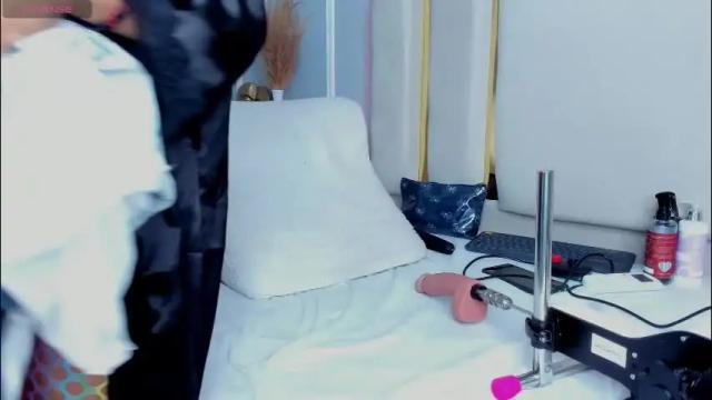 Image 8 of emysandoval Stream on Chaturbate on 29 days ago