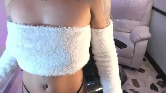 Image 4 of emysilver Stream on Chaturbate on 12 days ago
